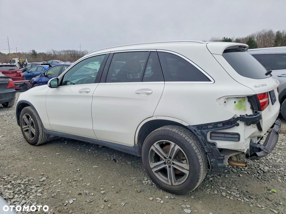 Mercedes-Benz GLC 300 4Matic 9G-TRONIC - 3