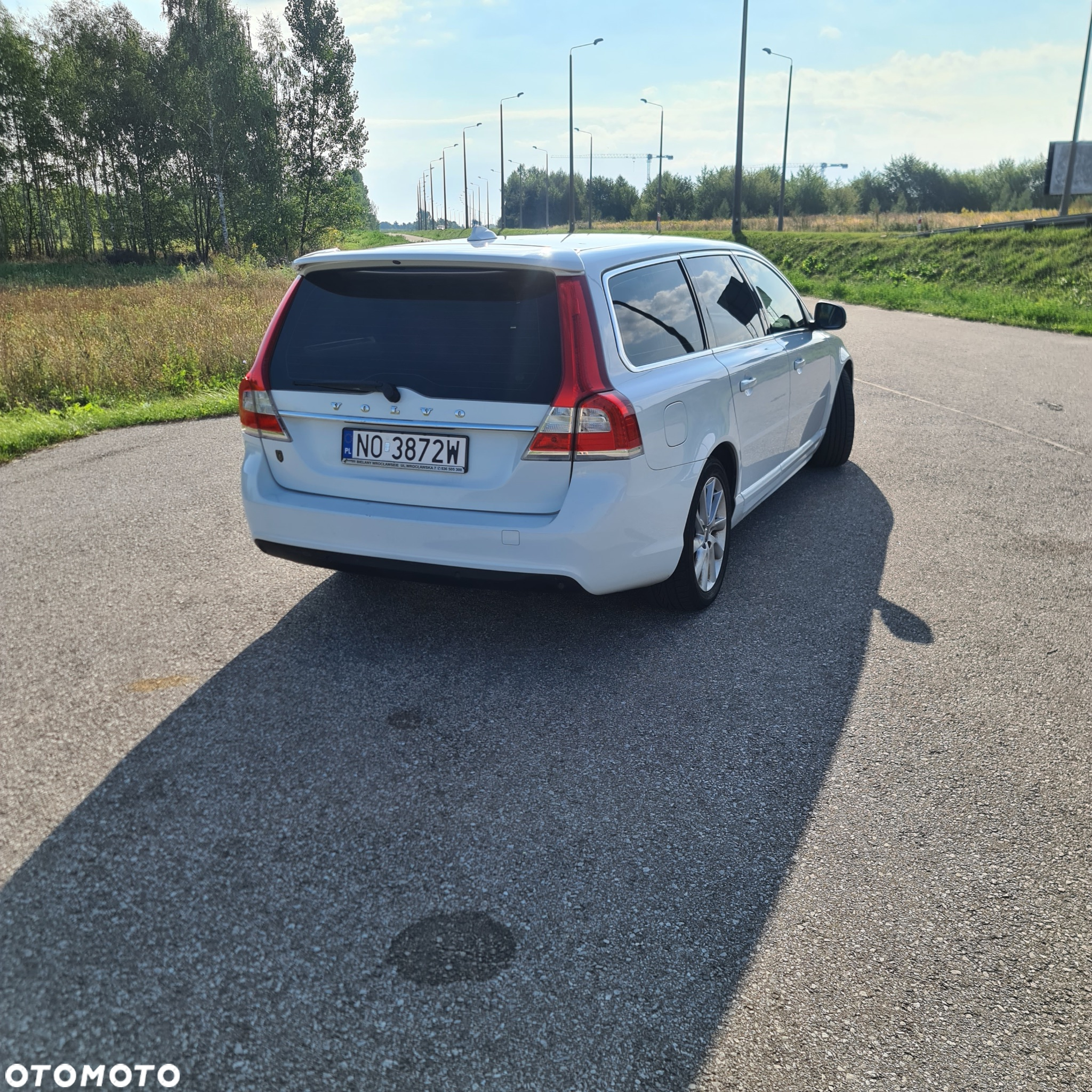 Volvo V70 D2 Momentum - 11