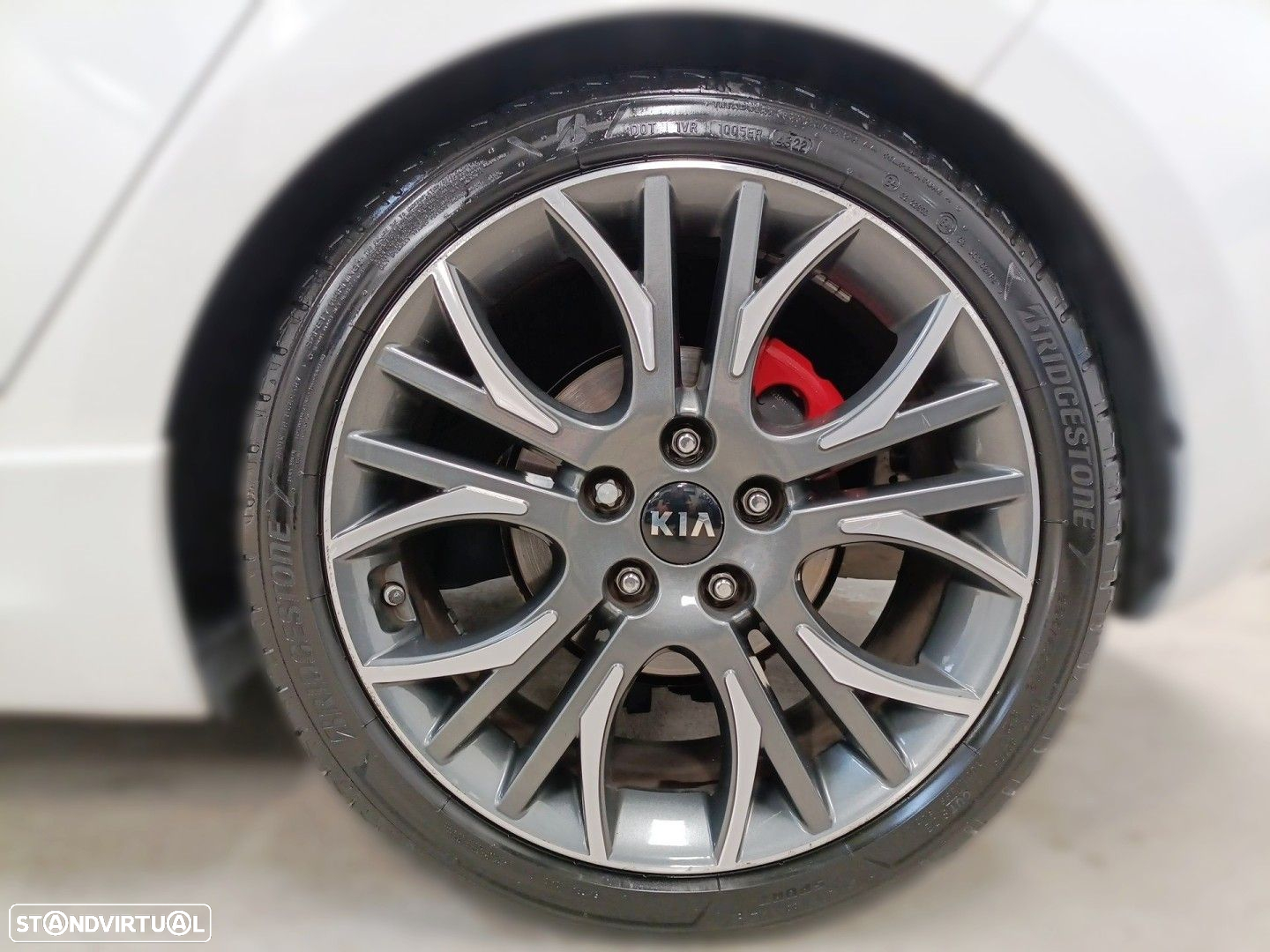Kia Ceed 1.6 T-GDI GT TOP - 6