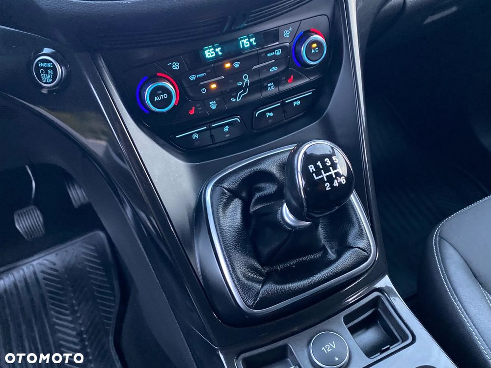 Ford Kuga 1.5 EcoBoost FWD Titanium X - 23