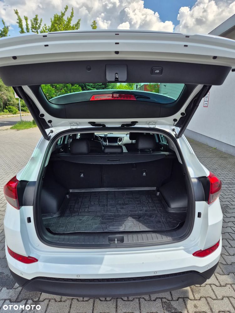 Hyundai Tucson blue 1.7 CRDi 2WD DCT Premium - 3