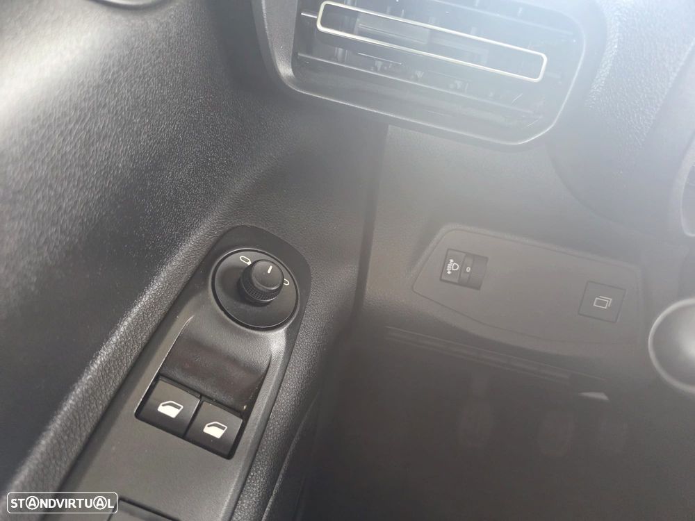 Fiat DOBLO CARGO BLUEHDI 3L CURTA - 13