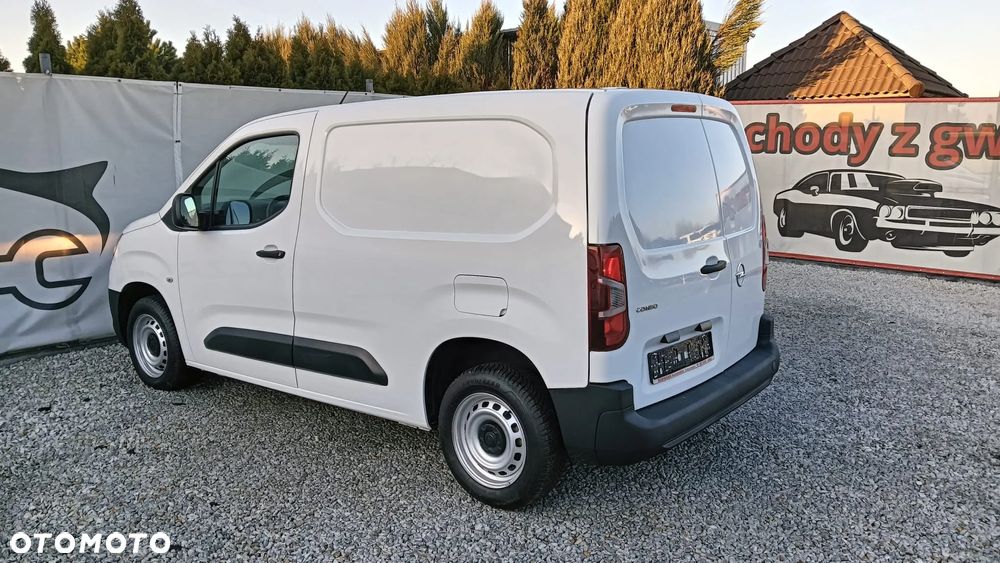 Opel Combo - 13
