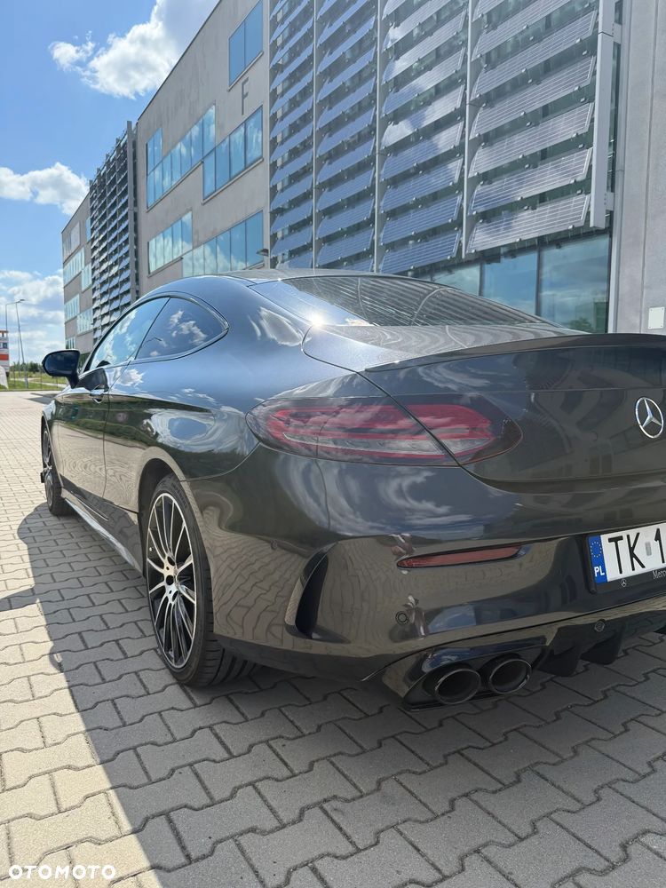 Mercedes-Benz Klasa C 300 9G-TRONIC AMG Line - 11