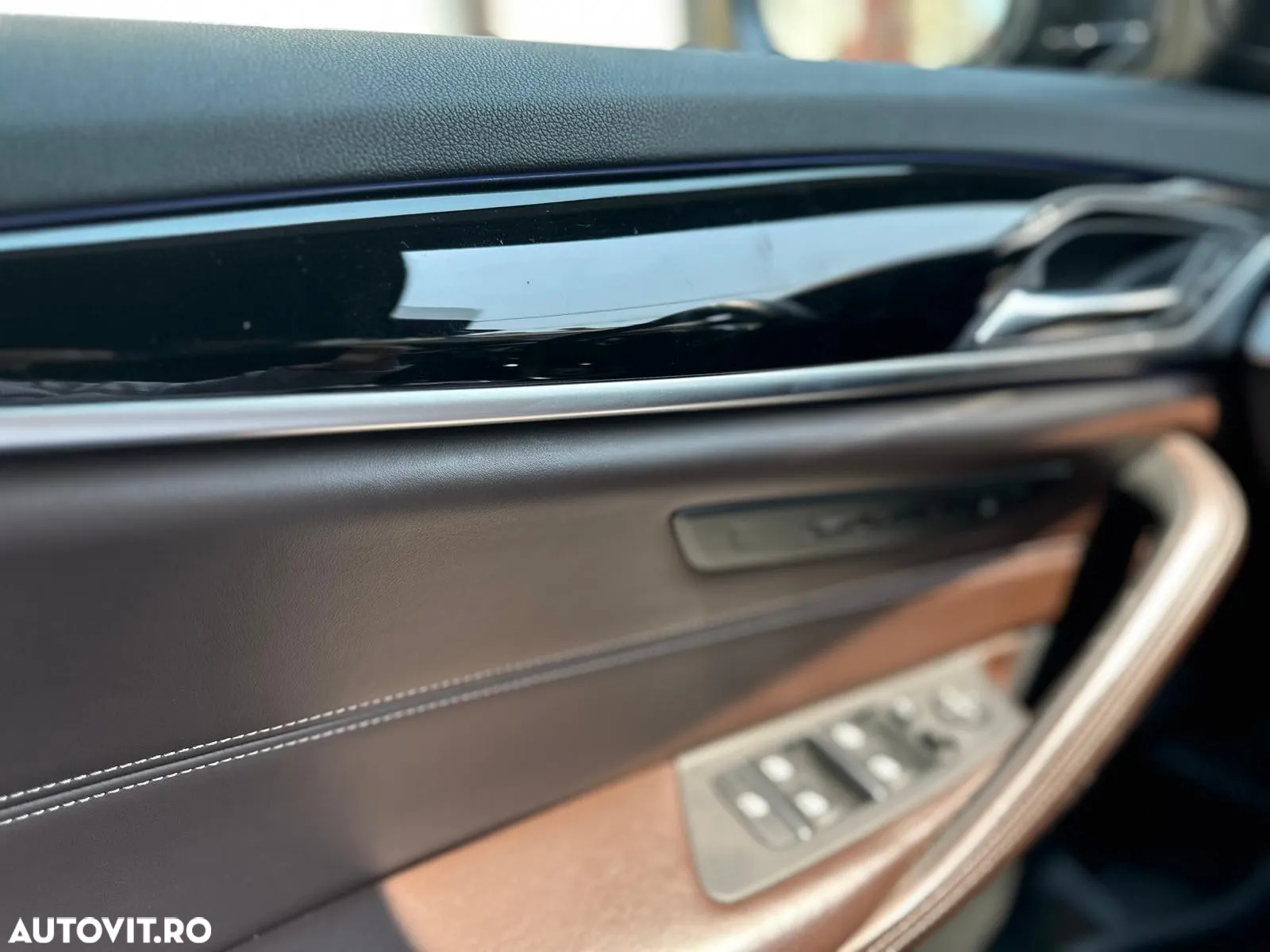 BMW Seria 5 530d xDrive Aut. - 10