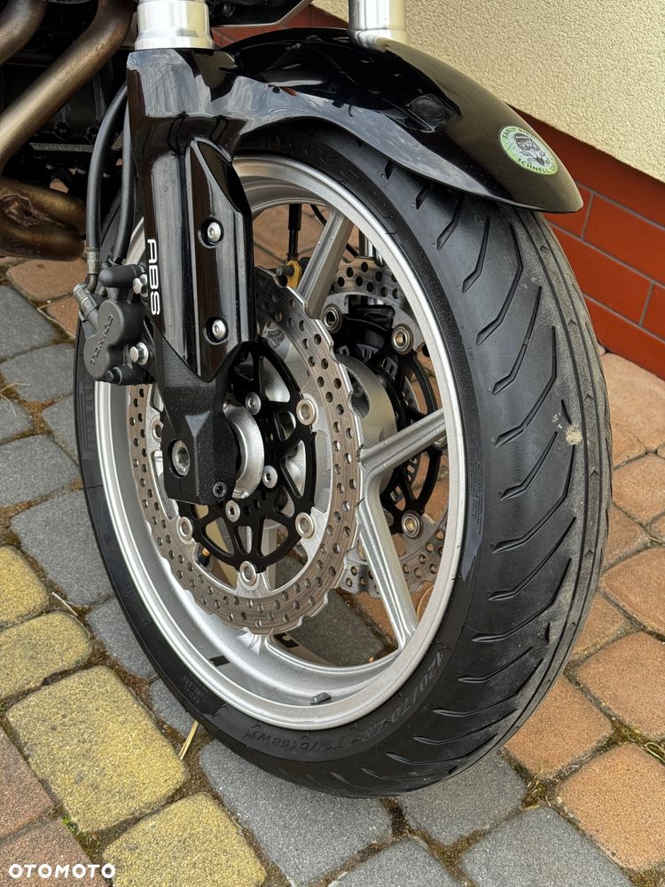 Kawasaki Versys 650 - 12