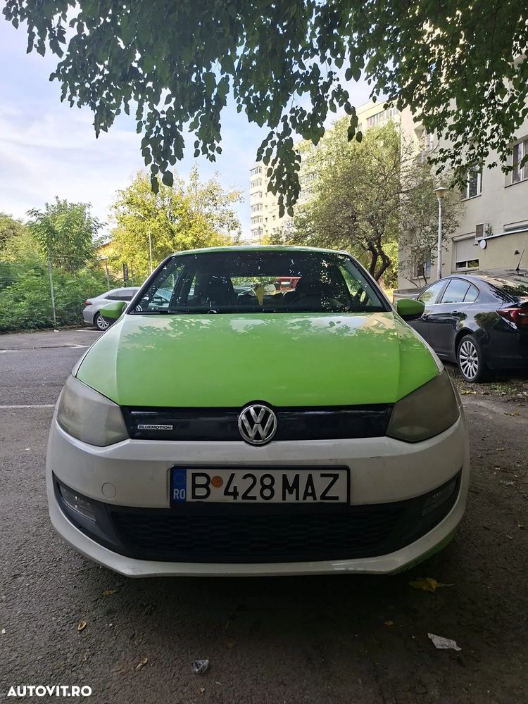 Volkswagen Polo - 2