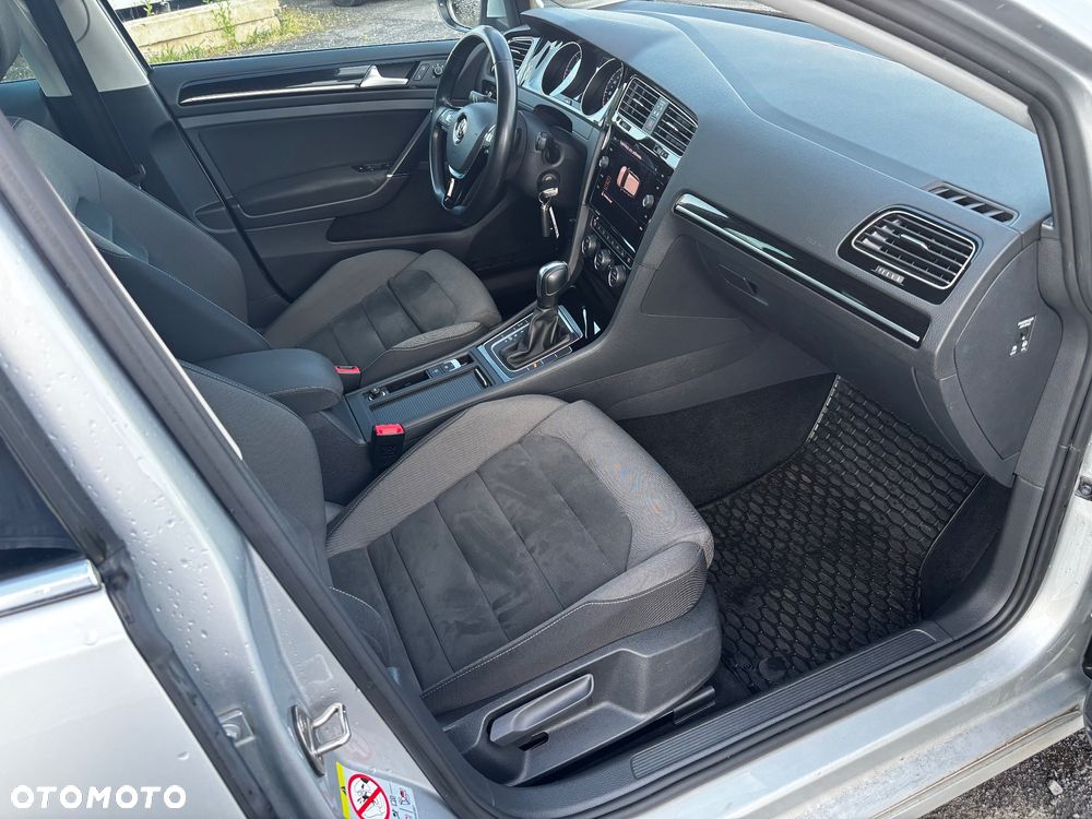 Volkswagen Golf 2.0 TDI SCR DSG Highline - 33