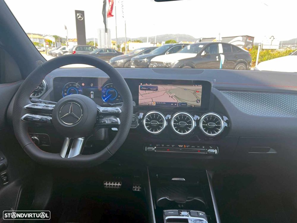 Mercedes-Benz EQA 250+ AMG Line - 2