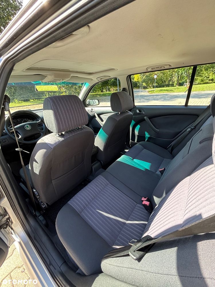 Skoda Octavia 1.8T Elegance - 21