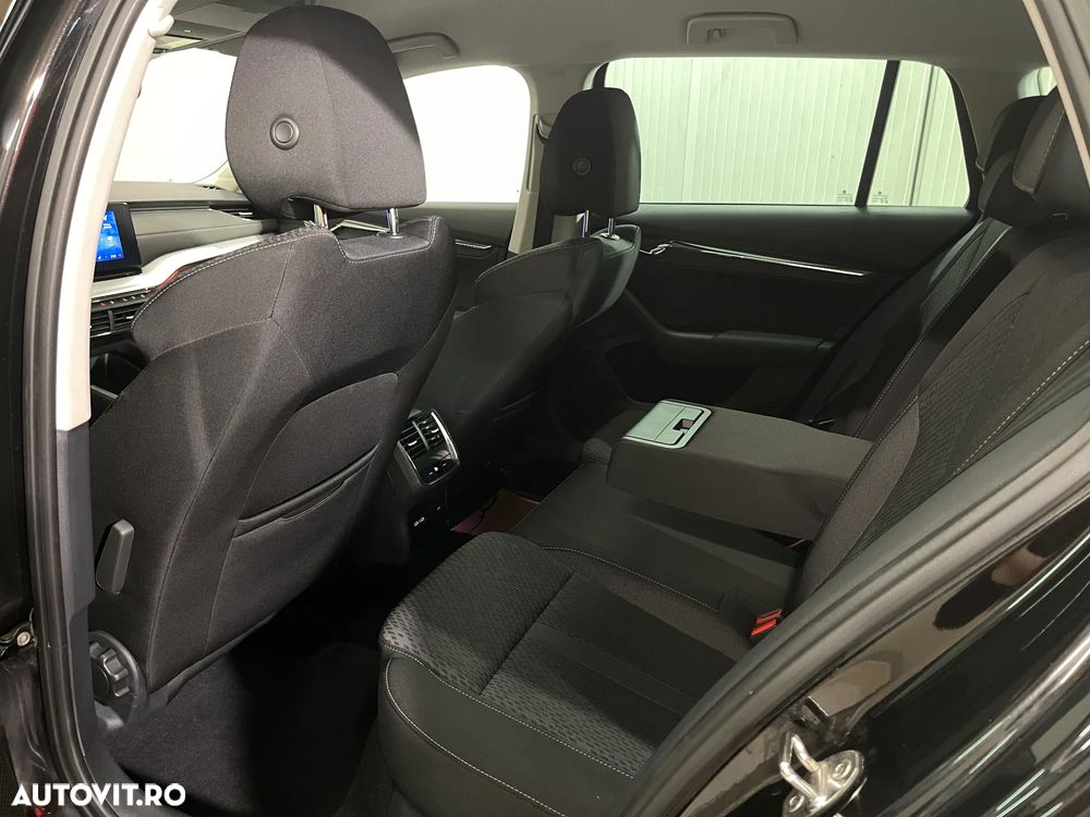 Skoda Octavia 2.0 TDI DSG Style - 11