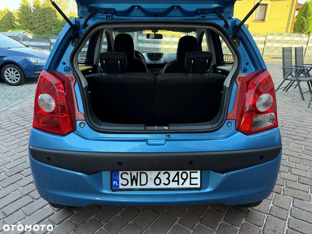 Nissan Pixo 1.0 more - 35