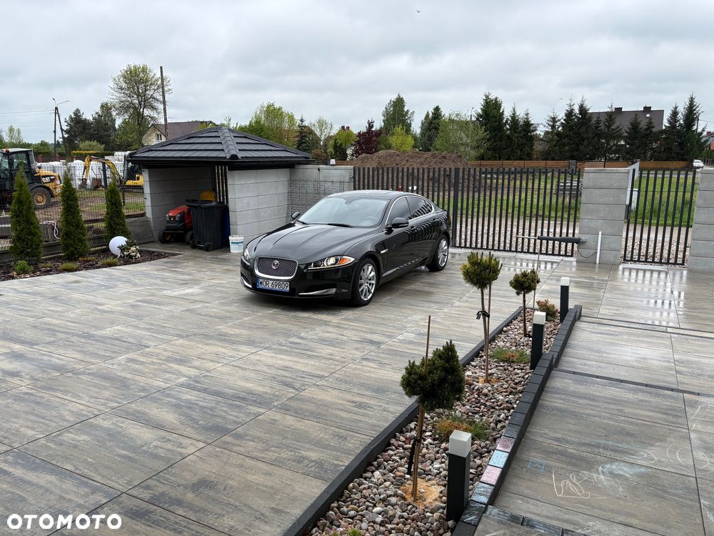 Jaguar XF 2.0 T Prestige - 15