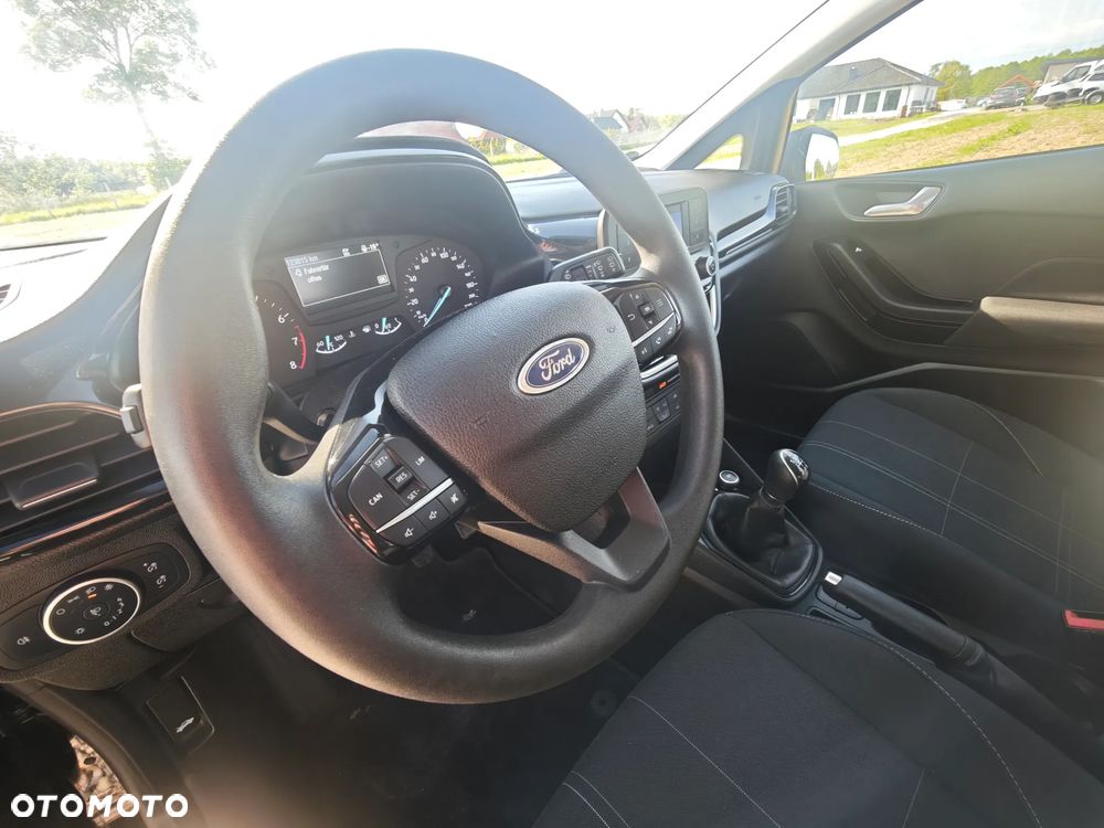 Ford Fiesta 1.0 EcoBoost S&S TITANIUM - 16