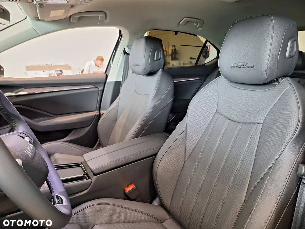 Skoda Superb 2.0 TSI L&K DSG - 10