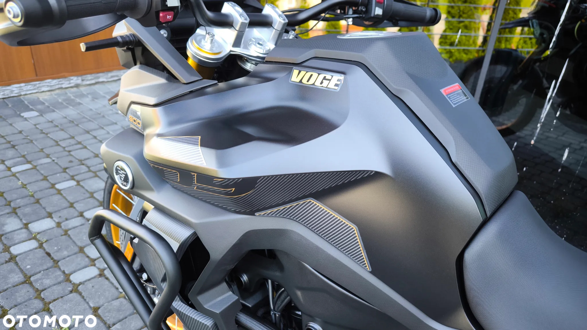 VOGE 900DSX - 21