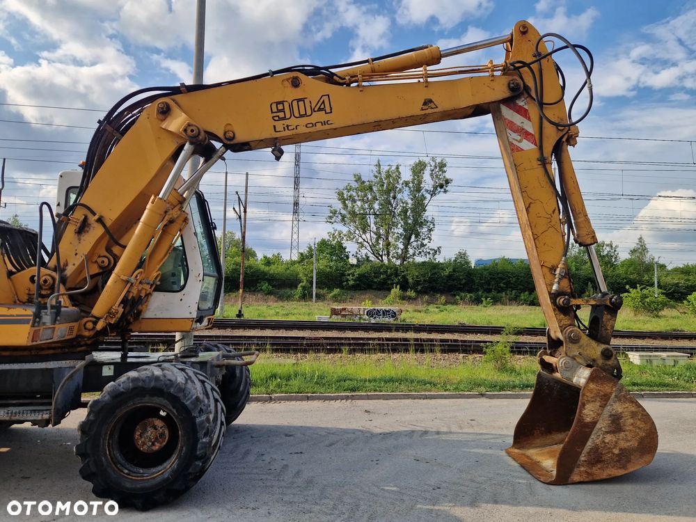 Liebherr 904 - 2