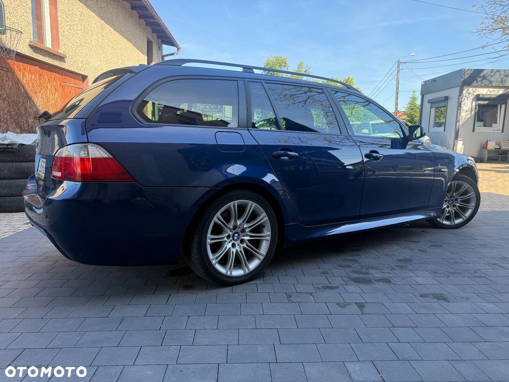 BMW Seria 5 525d Touring Edition Sport - 9