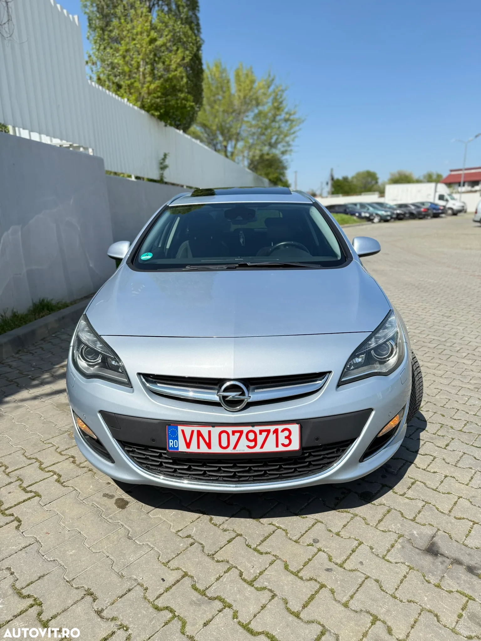 Opel Astra 2.0 CDTI Exklusiv - 2