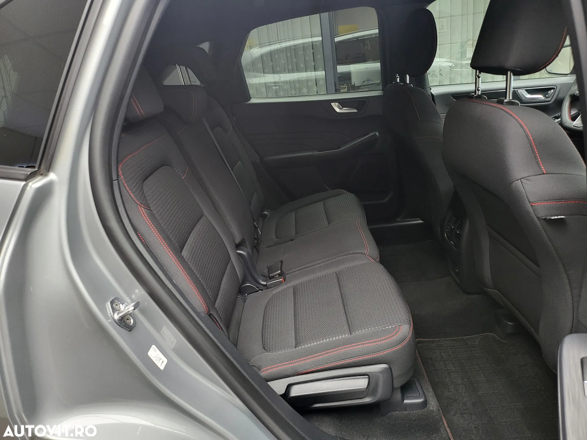 Ford Kuga 1.5 EcoBlue A8 FWD ST Line - 13