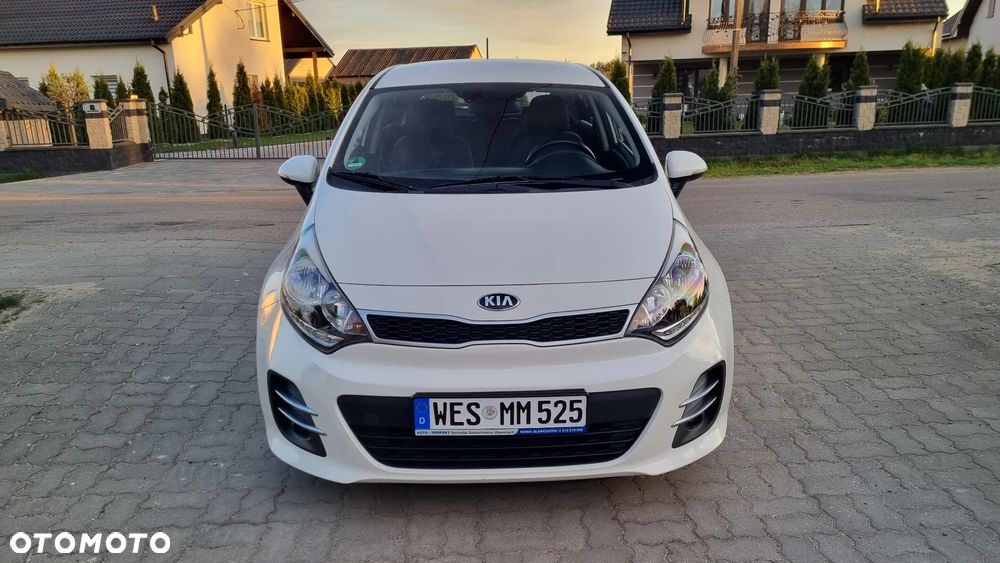 Kia Rio 1.2 Dream Team Edition - 16