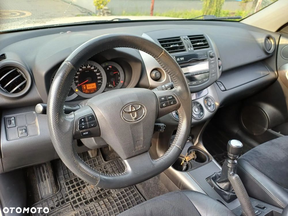 Toyota RAV4 2.0 4x4 Life - 17