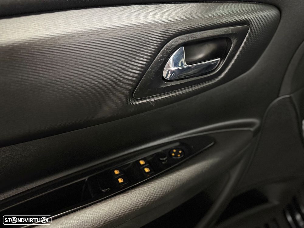 Citroën C4 1.6 HDi Exclusive - 12