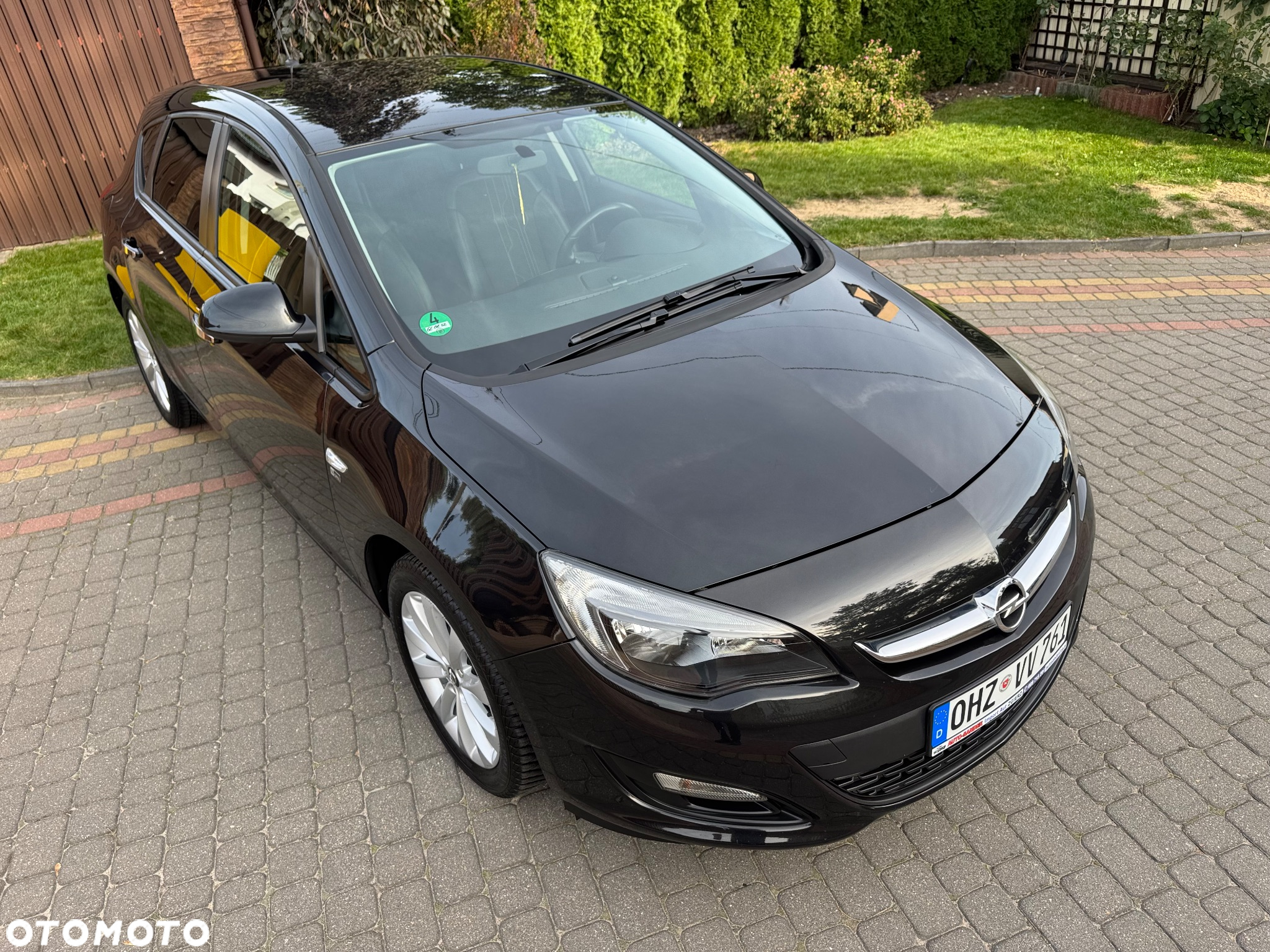 Opel Astra 1.4 150 Jahre - 8