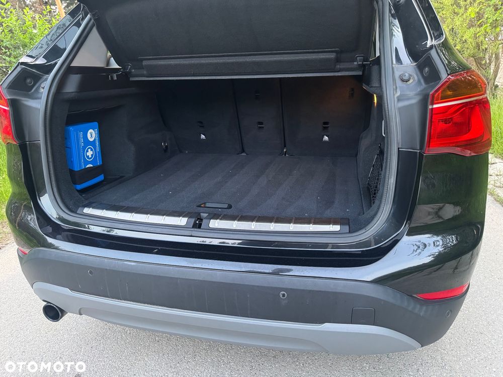 BMW X1 sDrive18i - 16