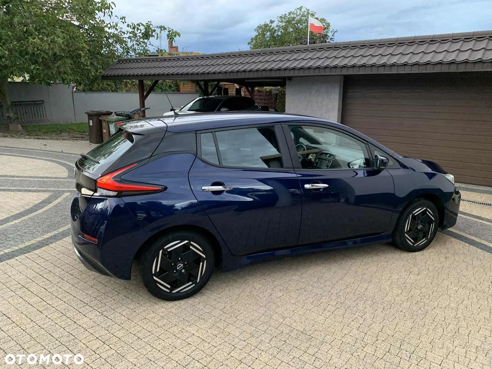 Nissan Leaf 40 kWh TEKNA - 32