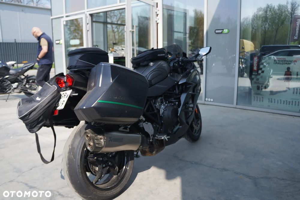 Kawasaki Ninja H2 SX - 25