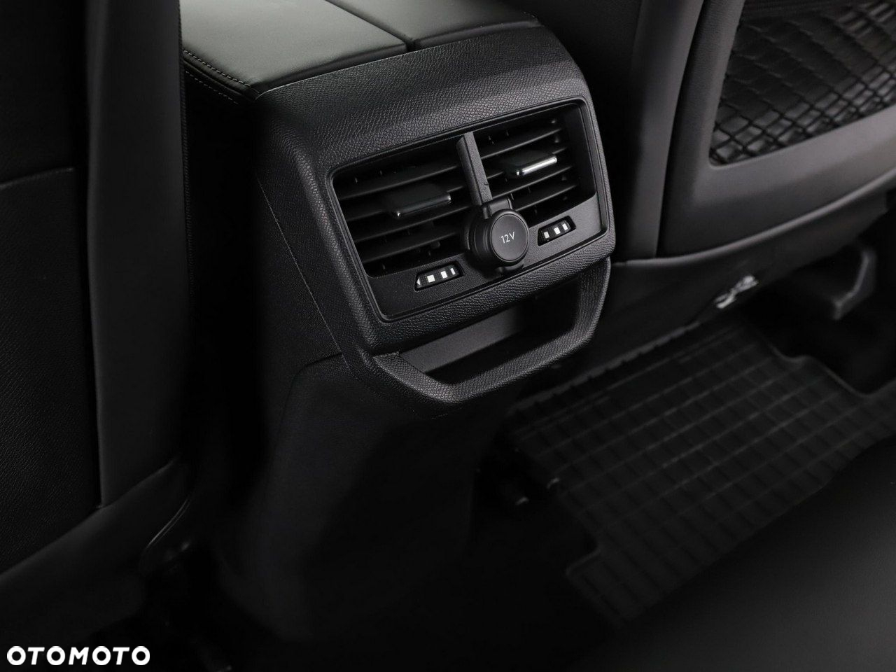 Peugeot 3008 1.2 PureTech Allure - 38