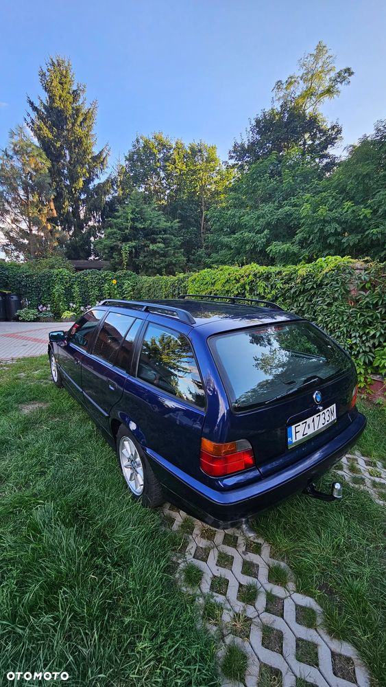 BMW Seria 3 - 36