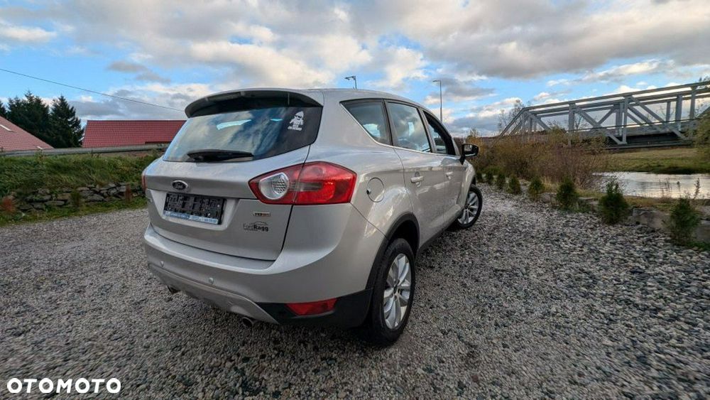 Ford Kuga 2.0 TDCi 4x4 Titanium - 6