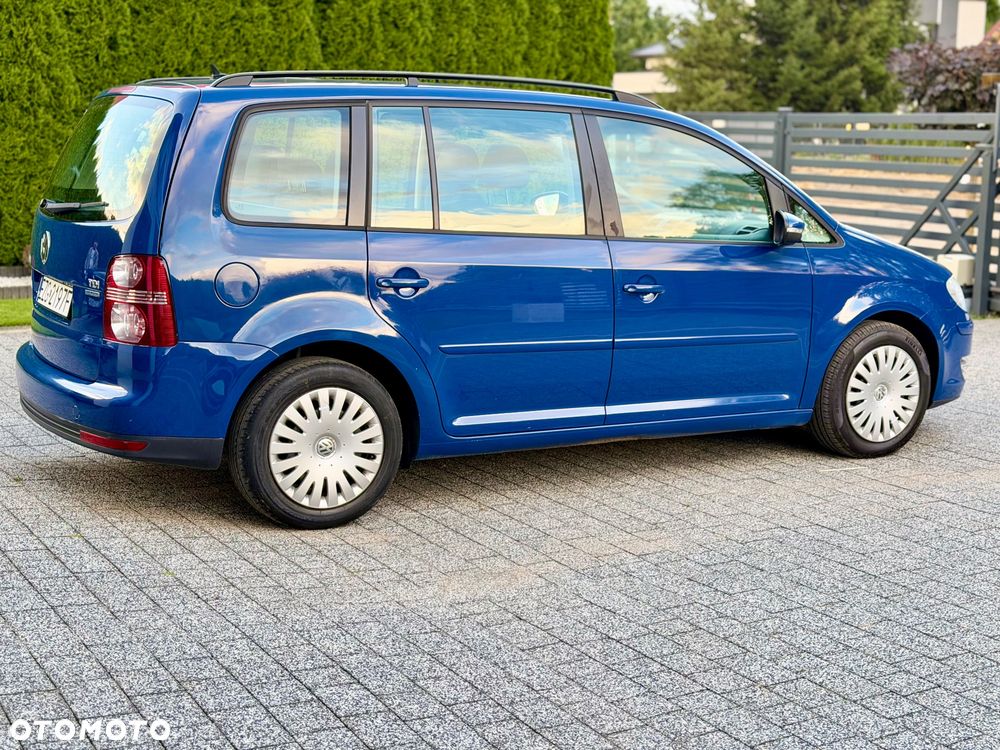Volkswagen Touran 1.9 TDI Highline - 10