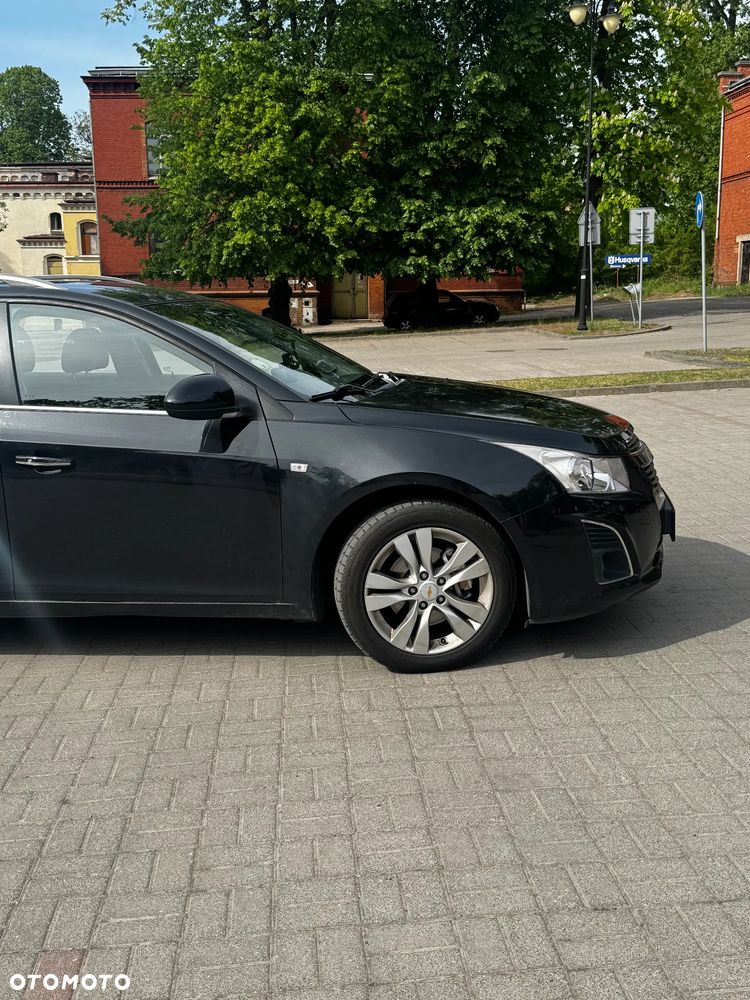 Chevrolet Cruze 1.7 LT - 6