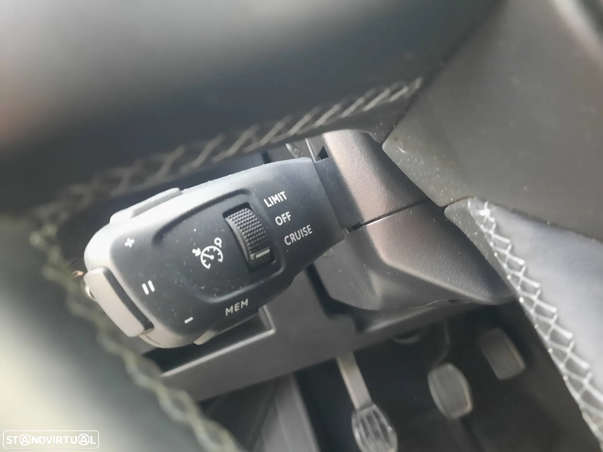 DS DS7 Crossback 1.5 BlueHDi Performance Line - 41
