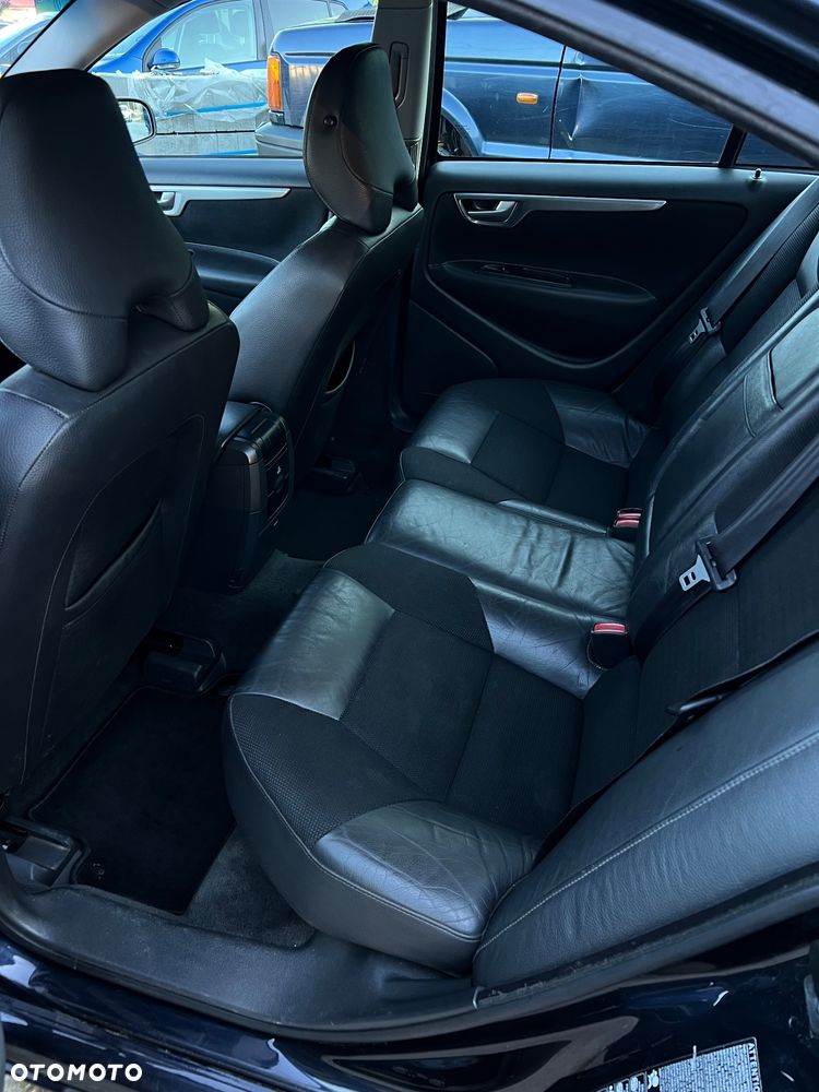 Volvo S60 2.4D5 Momentum - 7