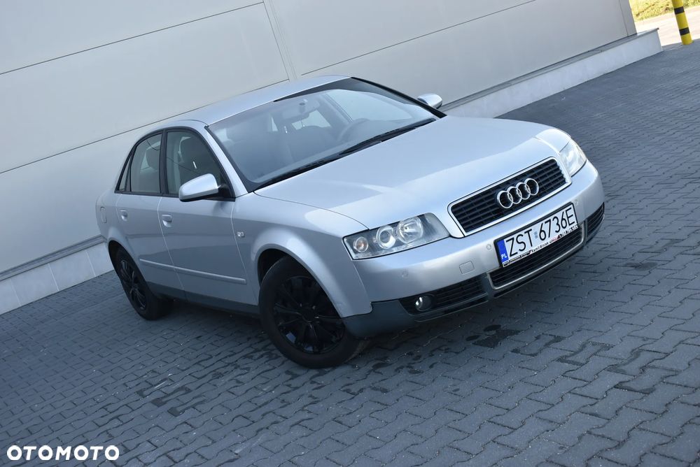 Audi A4 Limousine - 18