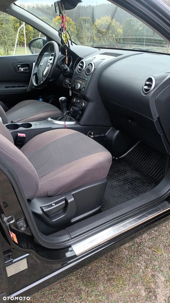 Nissan Qashqai - 22