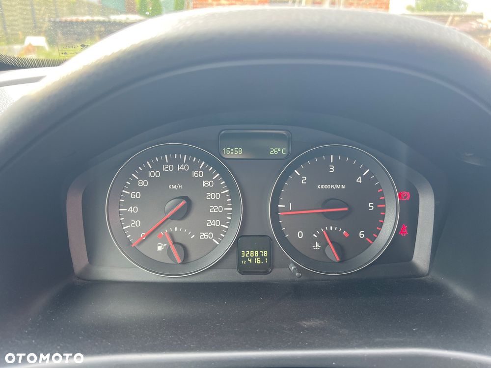 Volvo C70 2.0D Kinetic - 8