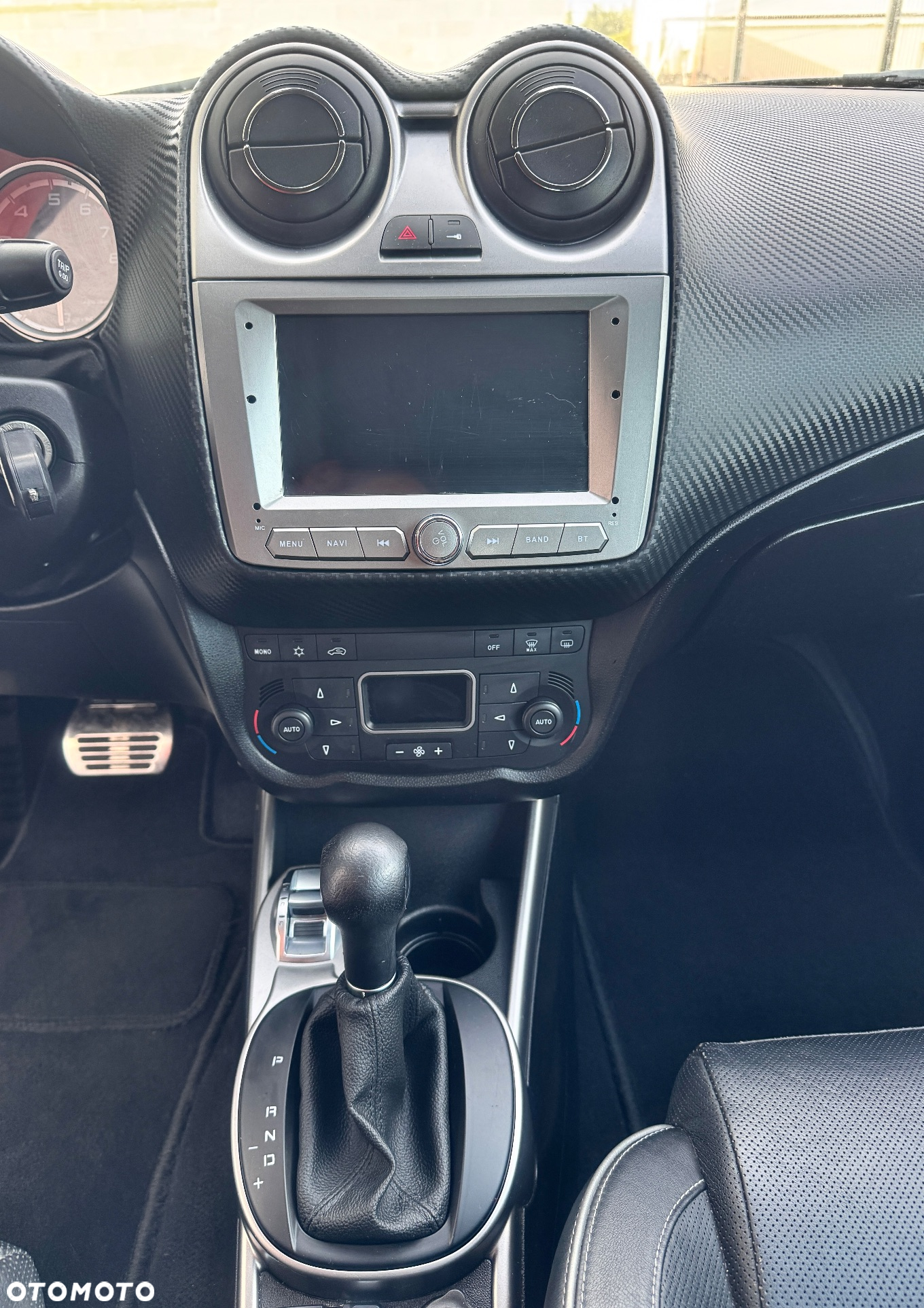 Alfa Romeo Mito - 24