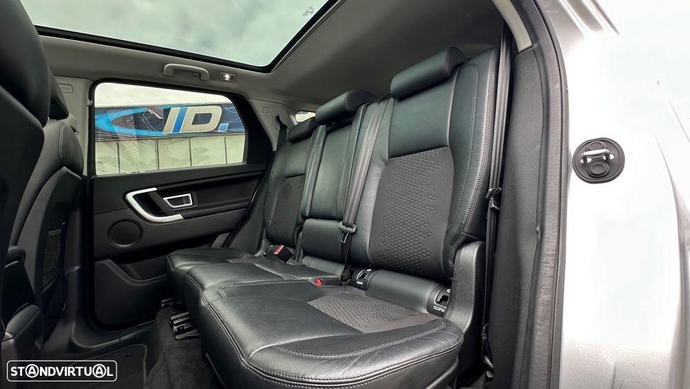 Land Rover Discovery Sport 2.0 TD4 SE - 27