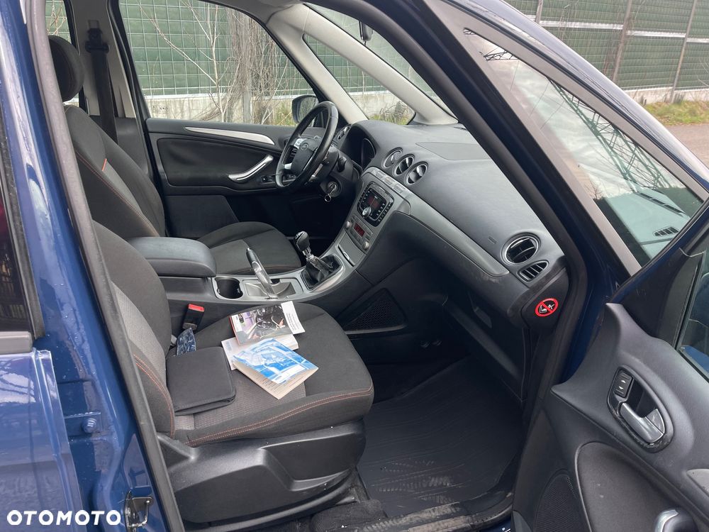 Ford Galaxy 2.0 TDCi Trend - 12