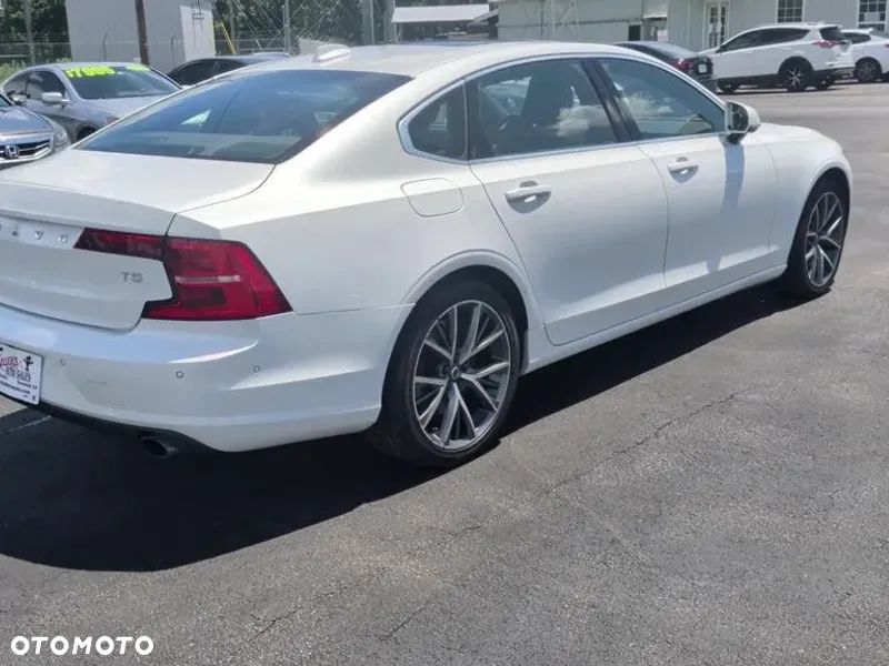 Volvo S90 - 9