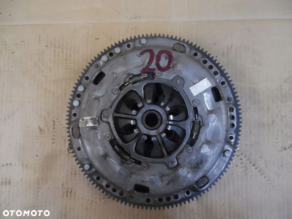 VW T5 2.0TDI 102KM SPRZĘGŁO kompletne 03L105264AF - 1