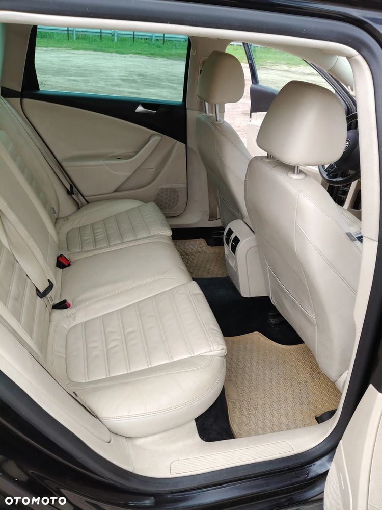 Volkswagen Passat 2.0 TDI Comfortline DSG - 9