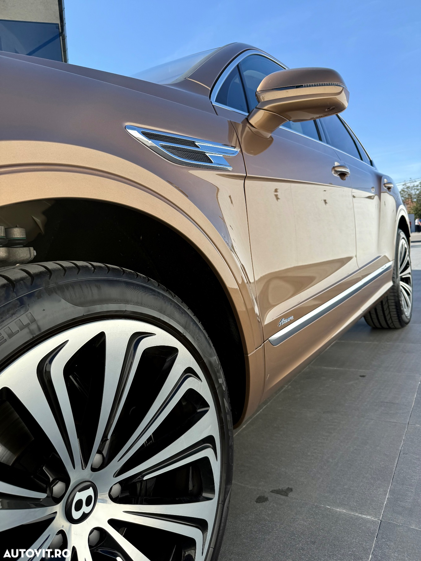 Bentley Bentayga - 6