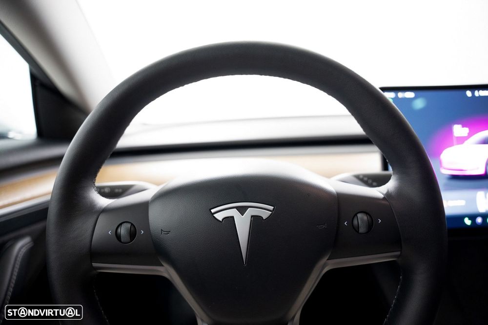 Tesla Model 3 Long Range Tração Traseira - 9