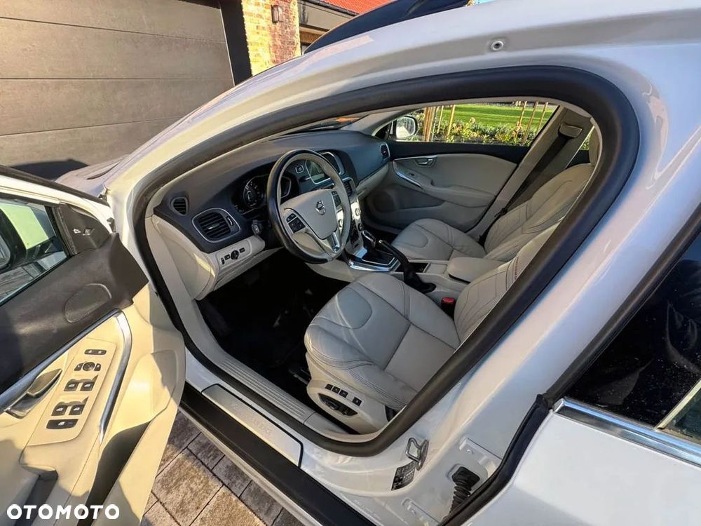 Volvo V40 - 11